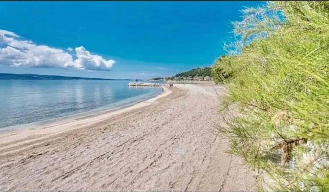Apartmani Branko Vojnovic Omiš Exterior foto