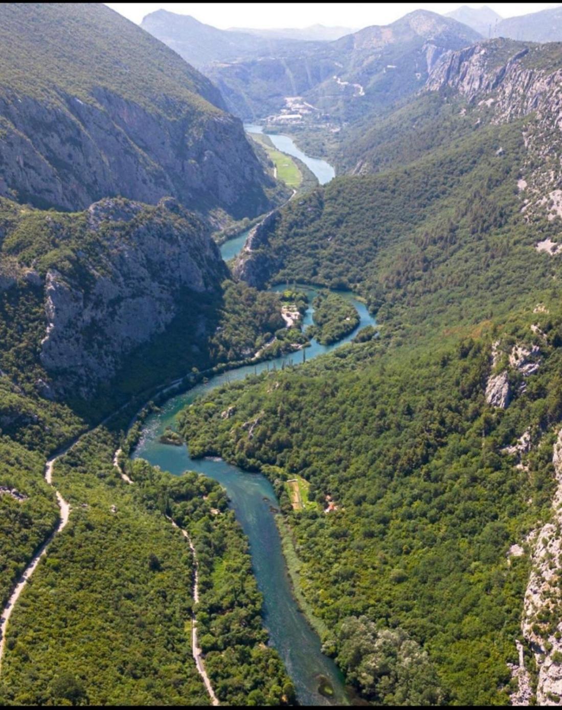 Apartmani Branko Vojnovic Omiš Habitación foto